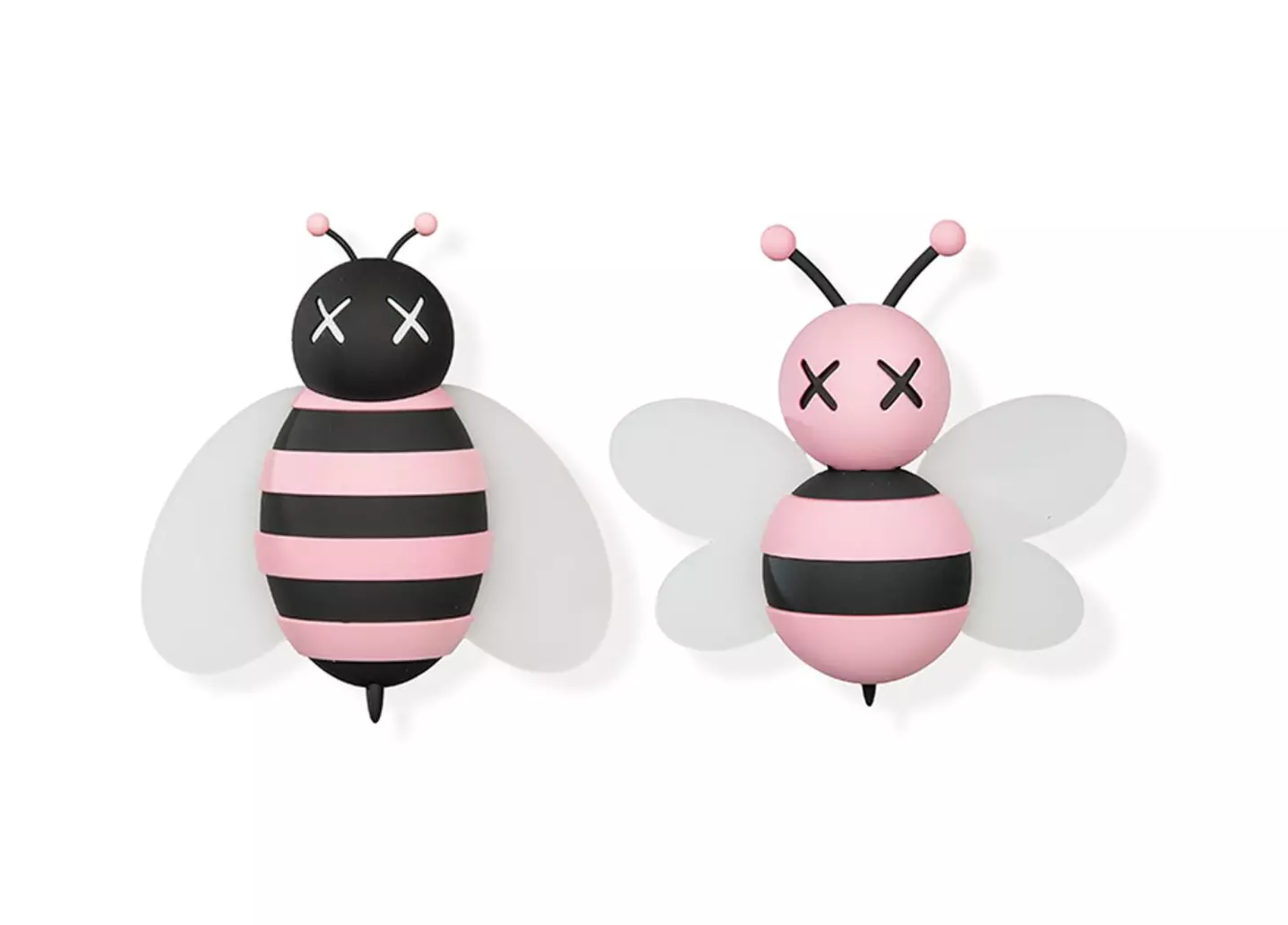 Kaws x Dior bees, set of 3 is the decoration for the dior shop